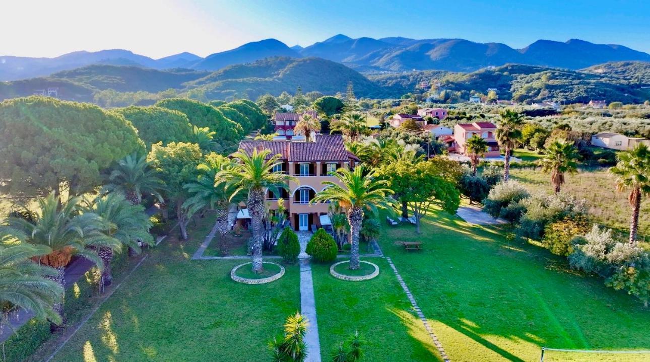 Villa Pami Almiros Beach Eksteriør billede