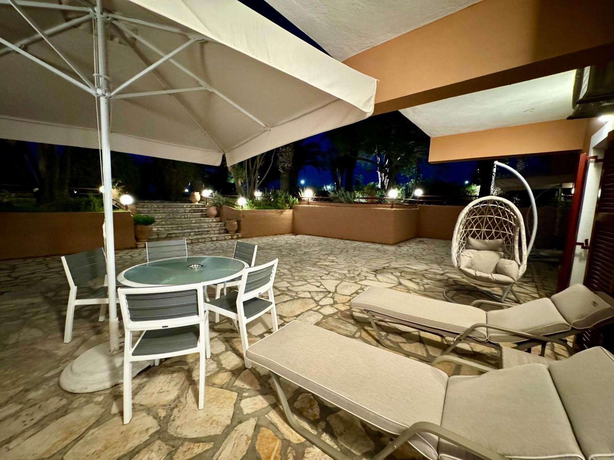 Villa Pami Almiros Beach Eksteriør billede