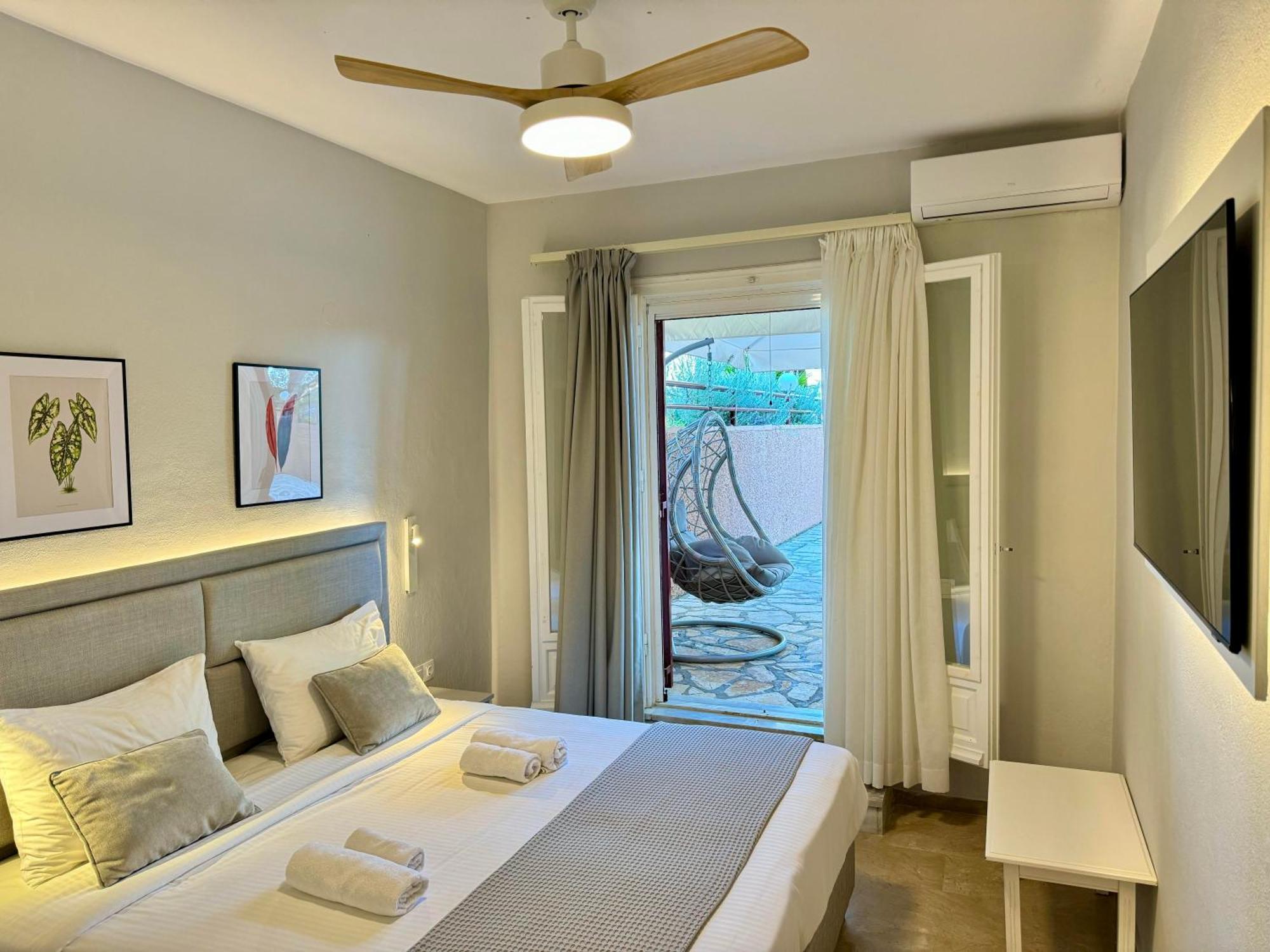 Villa Pami Almiros Beach Eksteriør billede