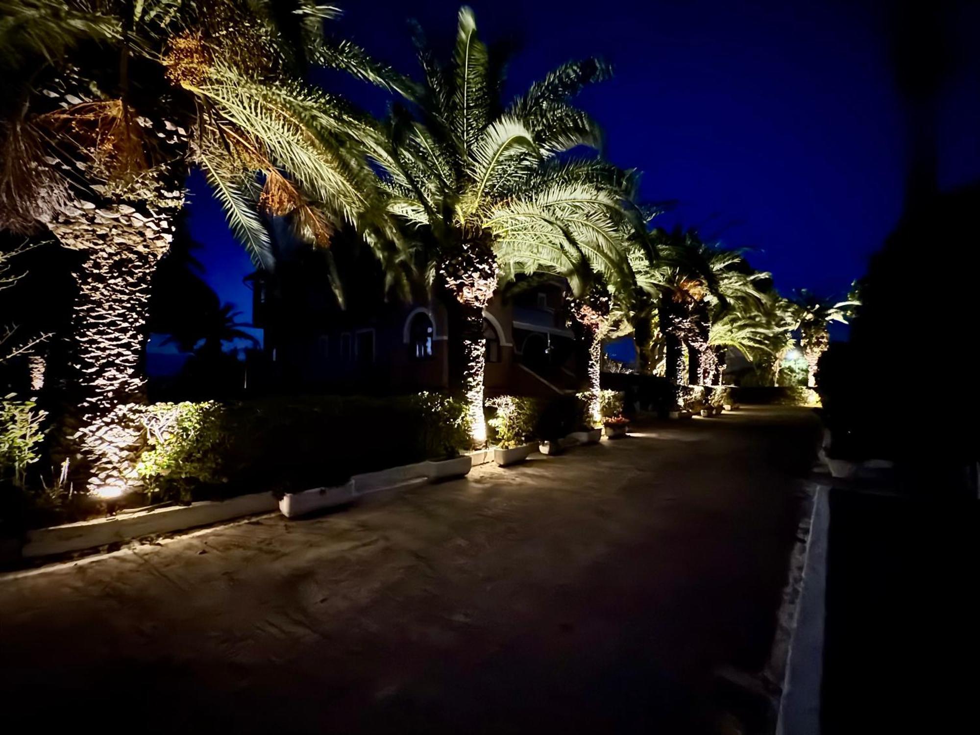 Villa Pami Almiros Beach Eksteriør billede